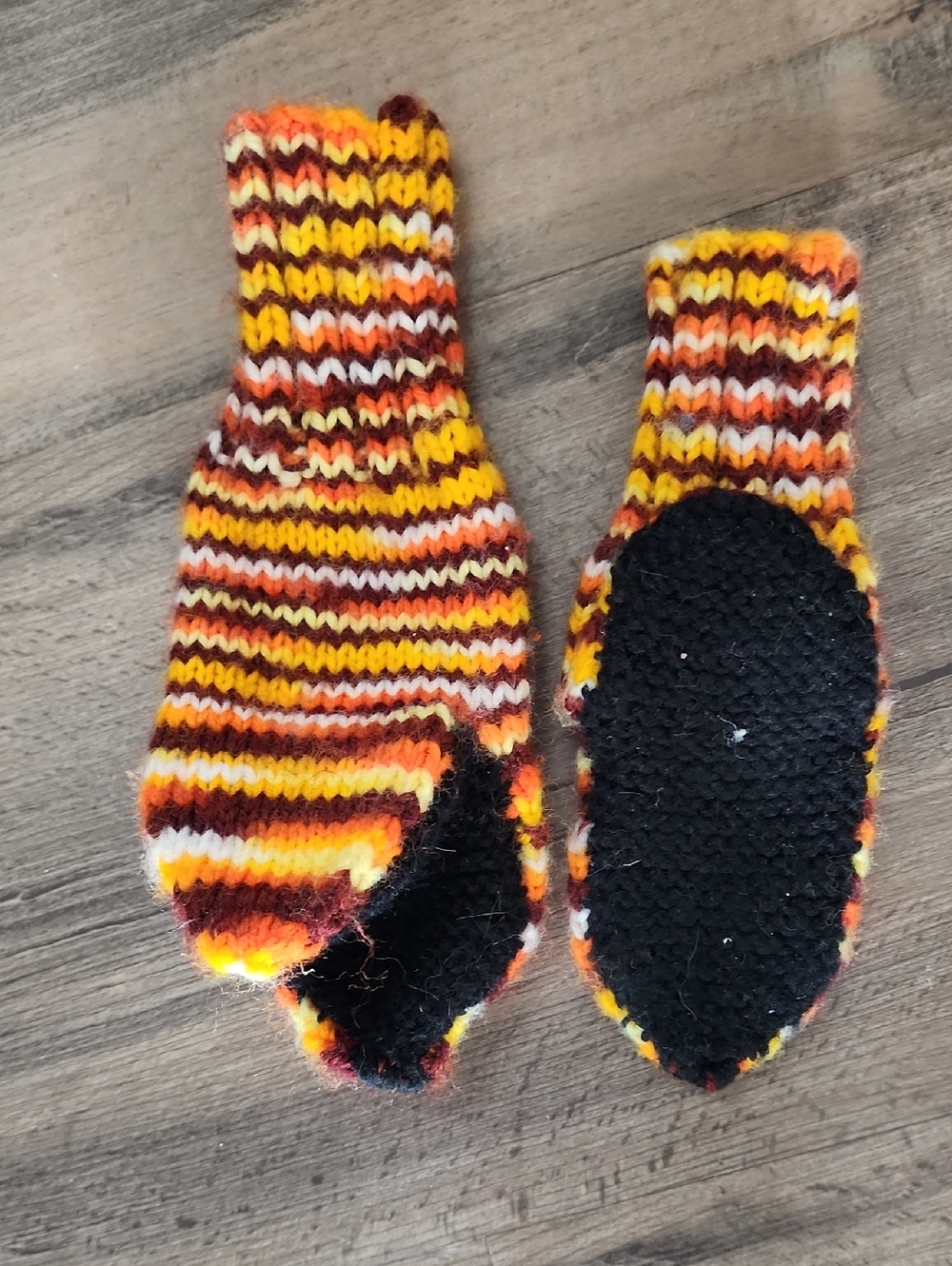 Hand Made Cat Mittens - Picture 2 of 2